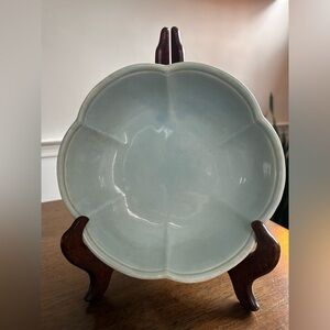 Vintage Nelson McCoy Flower Shaped Pottery Bowl #7528 Light Blue